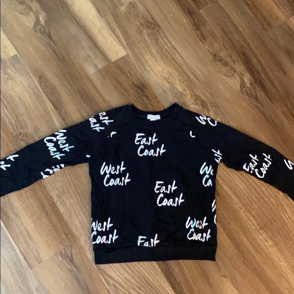 Forever 21 sweater size small